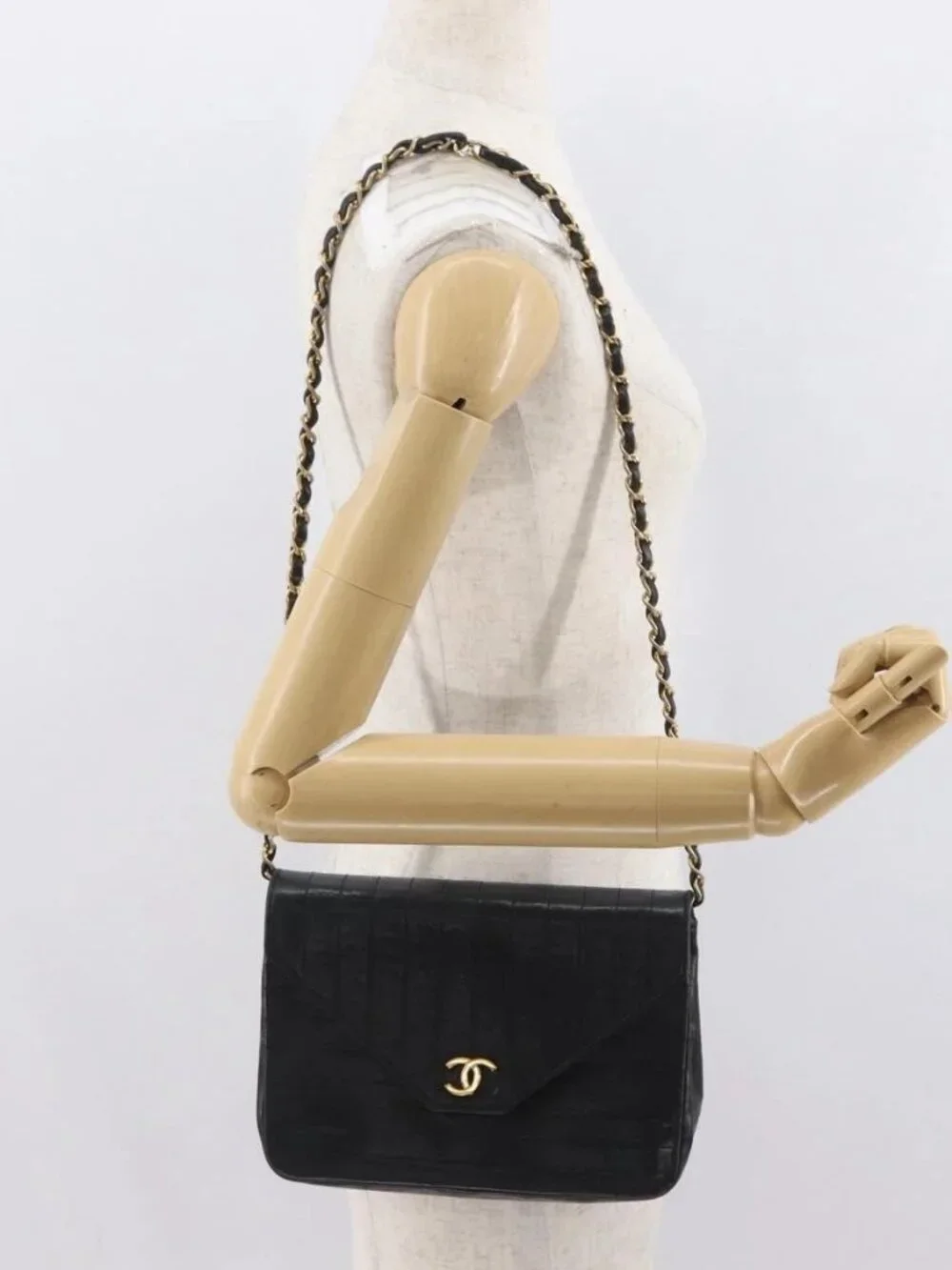 CHANEL Mademoiselle Chain Shoulder Bag Lamb Skin Black Gold CC Auth bs21196